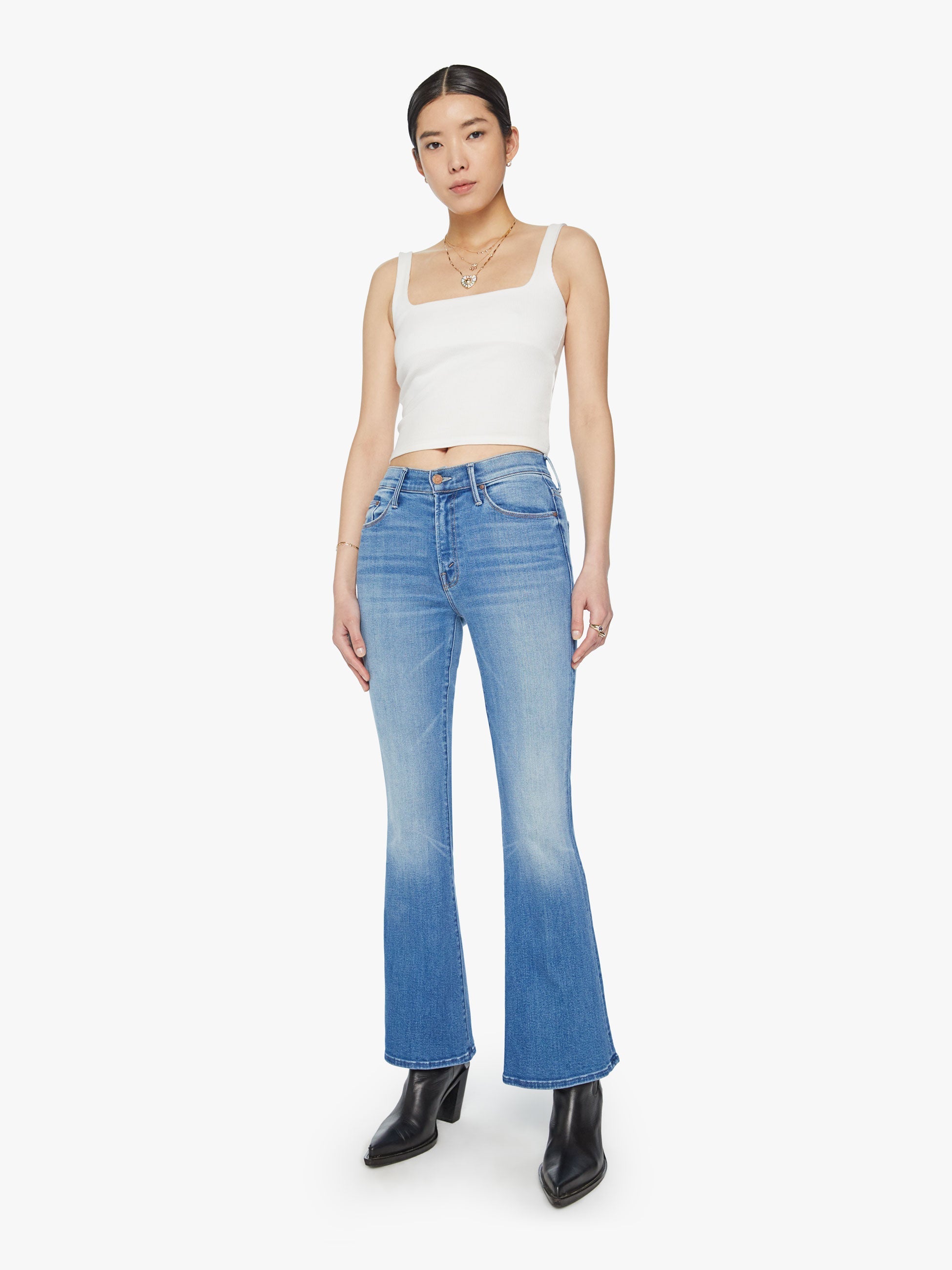 Mother Denim The Weekender Jeans in Layover