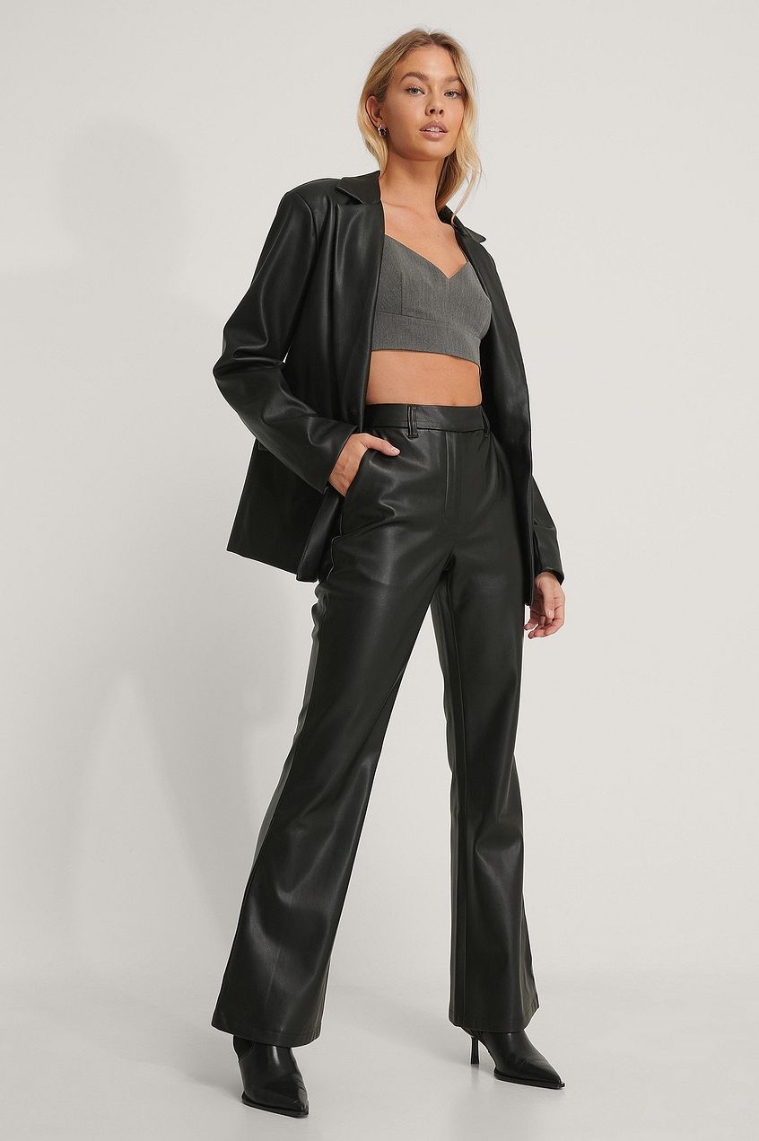カワグチジン着用 NKNIT vegan leather wide pants（Nanushka